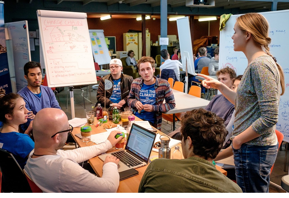 Climathon_Hacking away